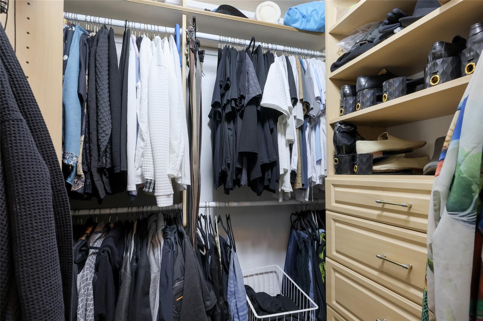 Image 30 of 63 For 11606 Griffith Park Terrace