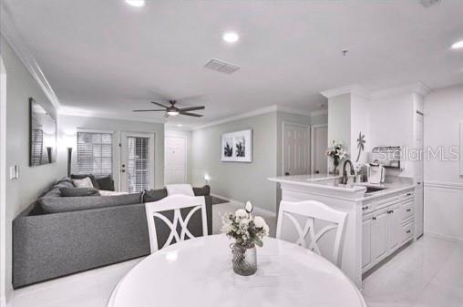 Image 9 of 16 For 8932 Manor Loop 105