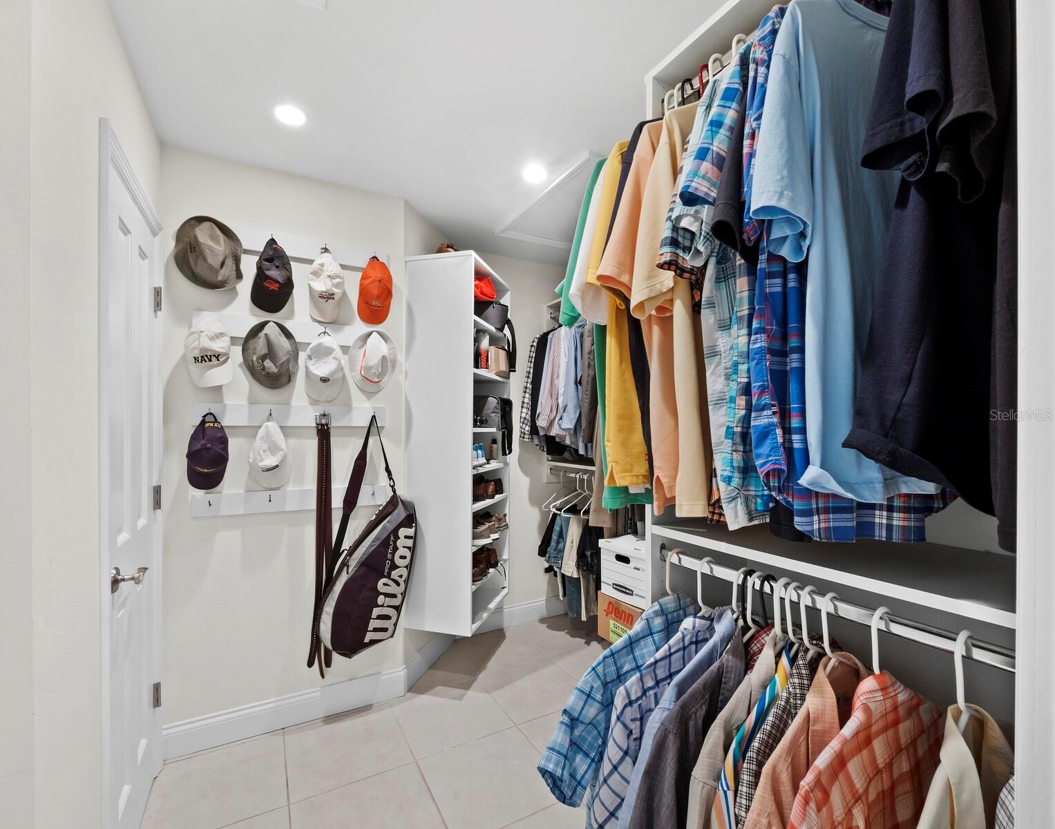 Image 35 of 46 For 5970 Emerald Harbor Drive