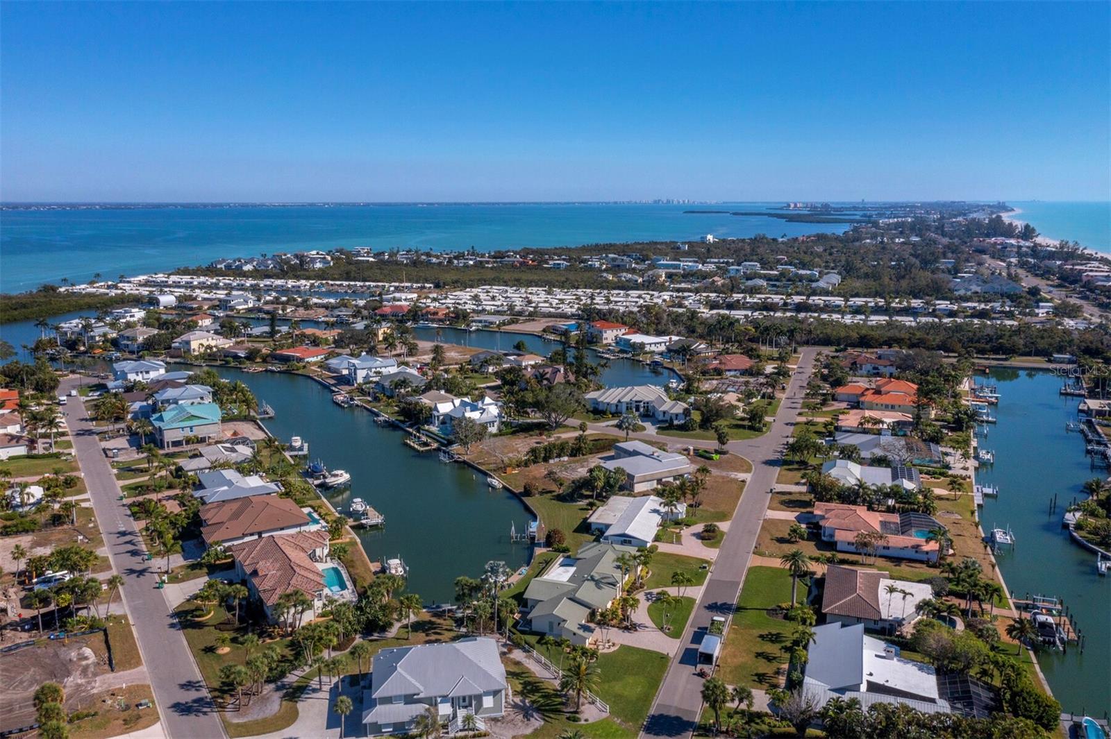 Image 43 of 46 For 5970 Emerald Harbor Drive