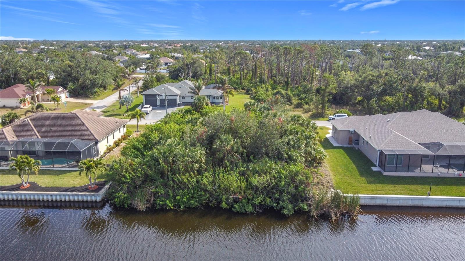 Image 19 of 27 For 9177 Santa Lucia Drive