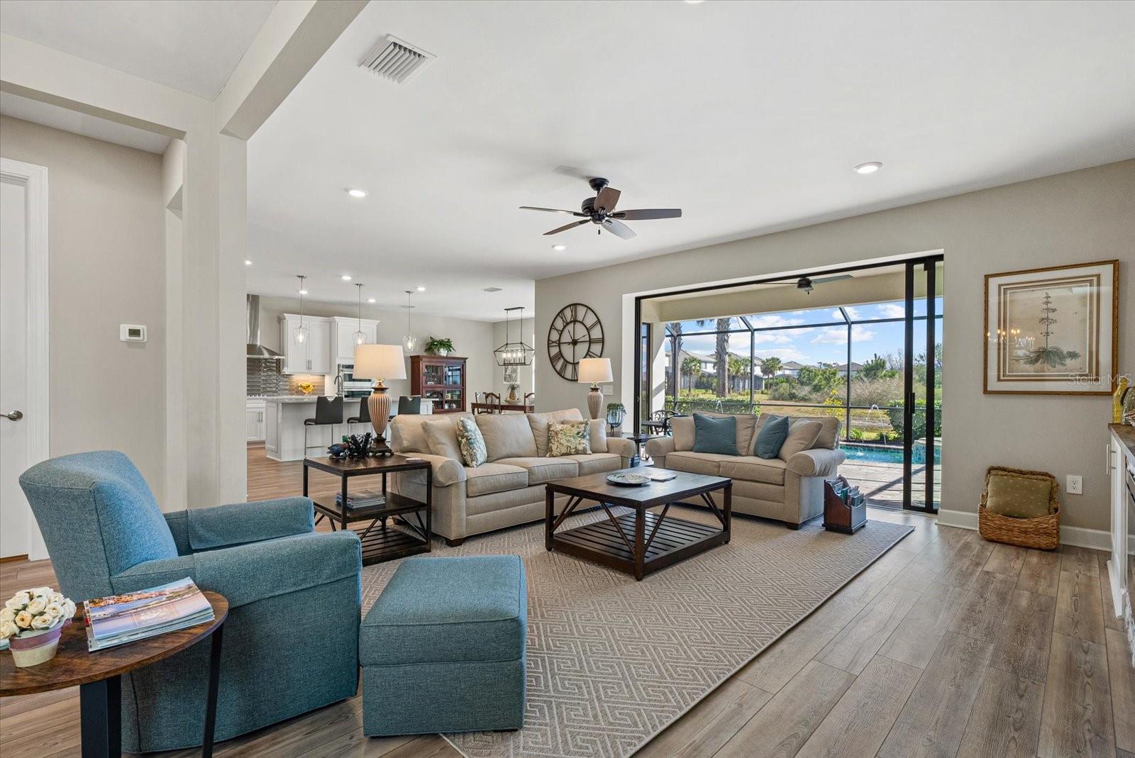 Image 10 of 52 For 5925 Bluestar Court