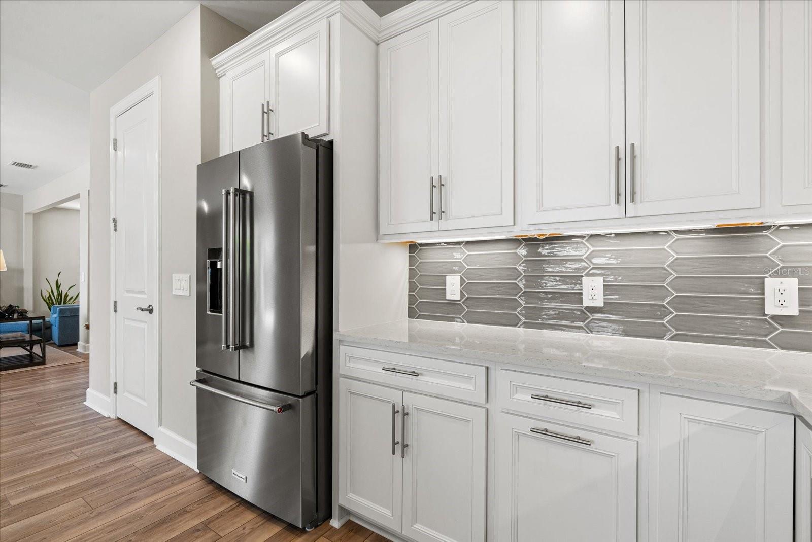 Image 16 of 52 For 5925 Bluestar Court