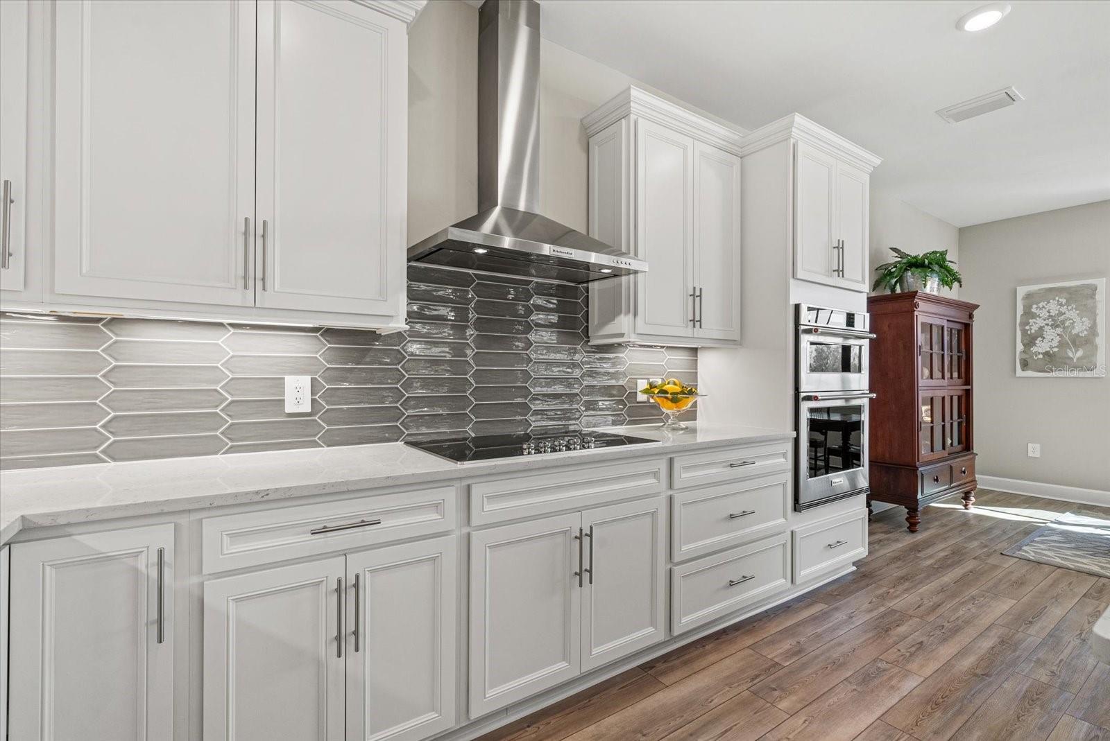 Image 17 of 52 For 5925 Bluestar Court