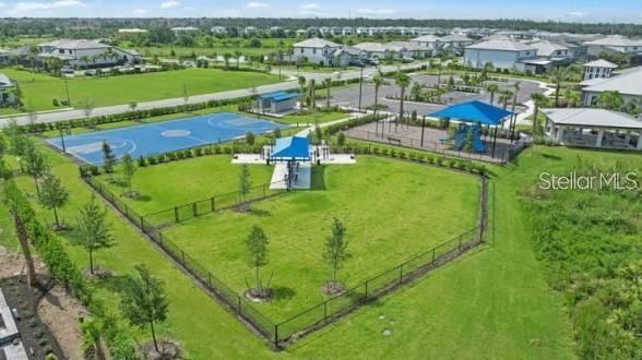 Image 43 of 52 For 5925 Bluestar Court