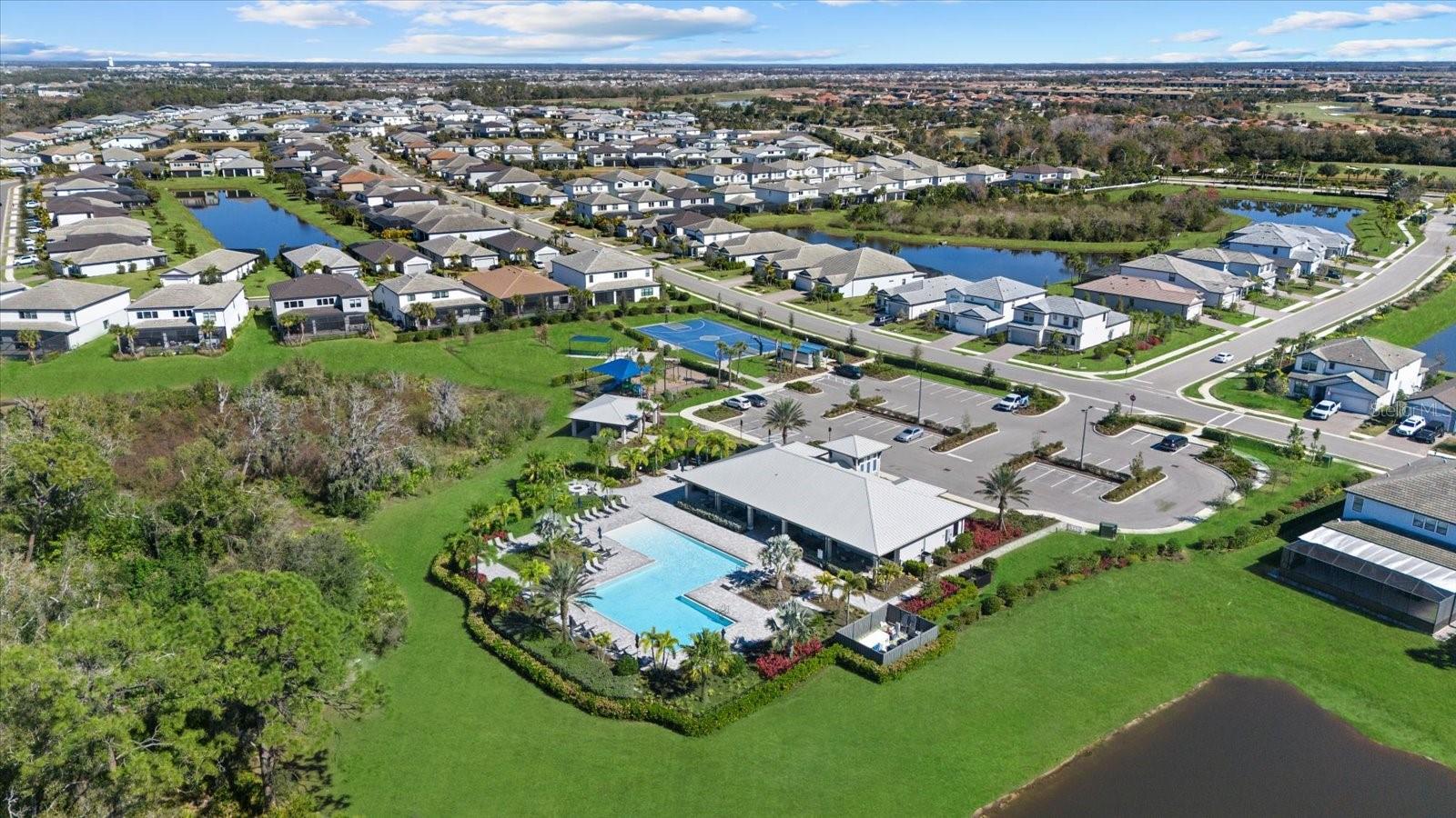 Image 45 of 52 For 5925 Bluestar Court