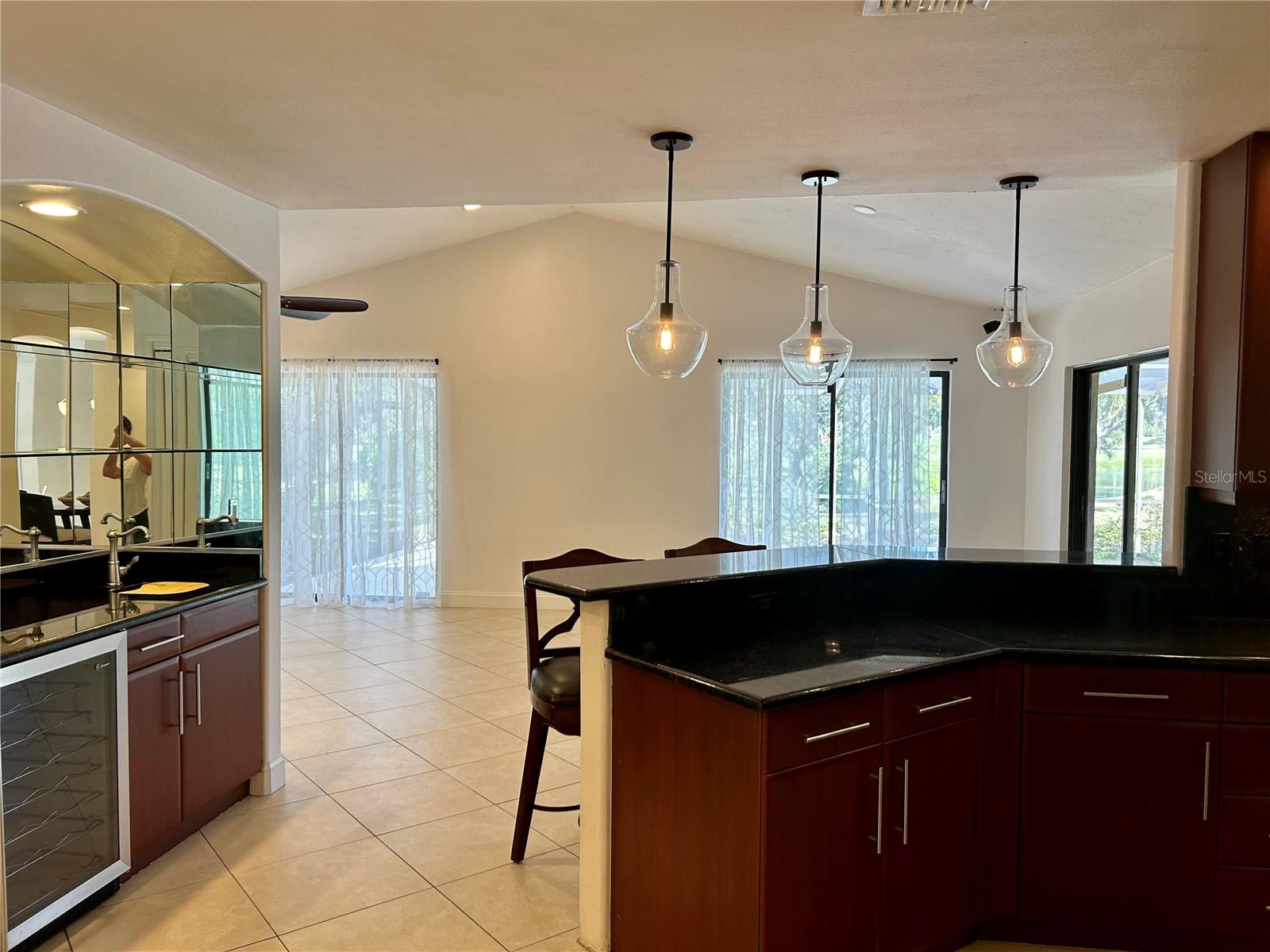 Image 14 of 39 For 4790 Hawkshead Park