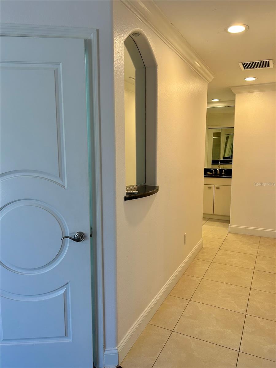 Image 23 of 39 For 4790 Hawkshead Park