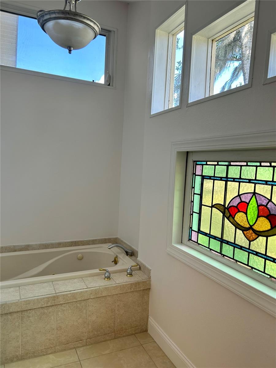 Image 29 of 39 For 4790 Hawkshead Park