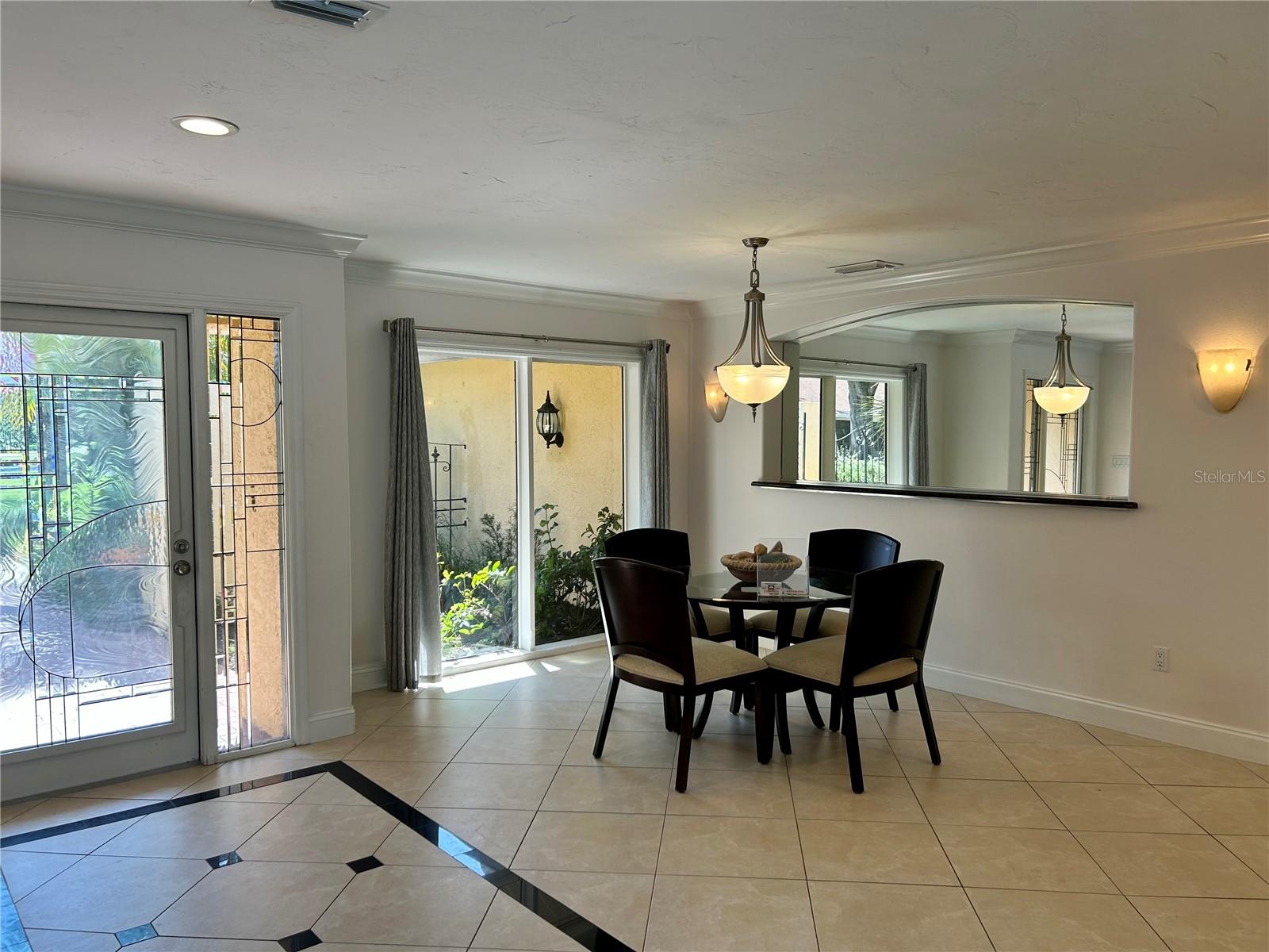 Image 7 of 39 For 4790 Hawkshead Park