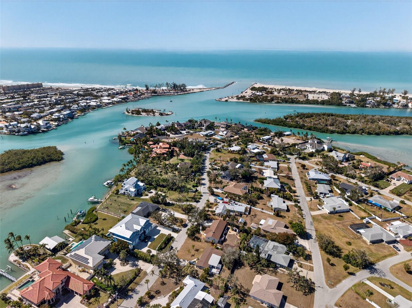 Image 13 of 64 For 504 Bayview Parkway