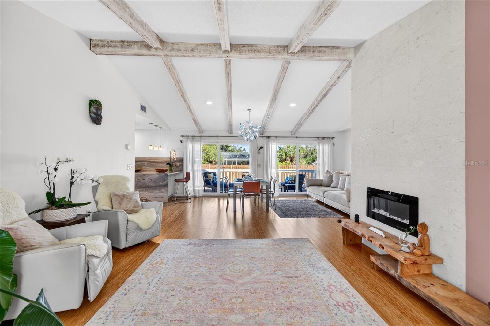 Image 20 of 64 For 504 Bayview Parkway