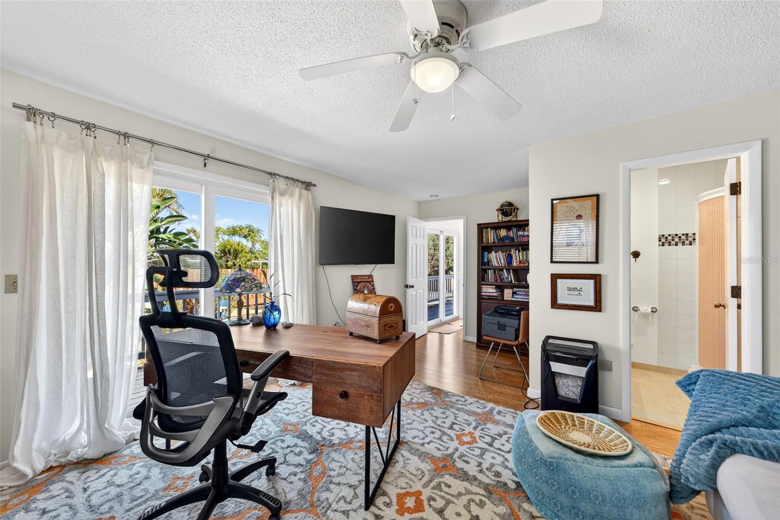 Image 29 of 64 For 504 Bayview Parkway