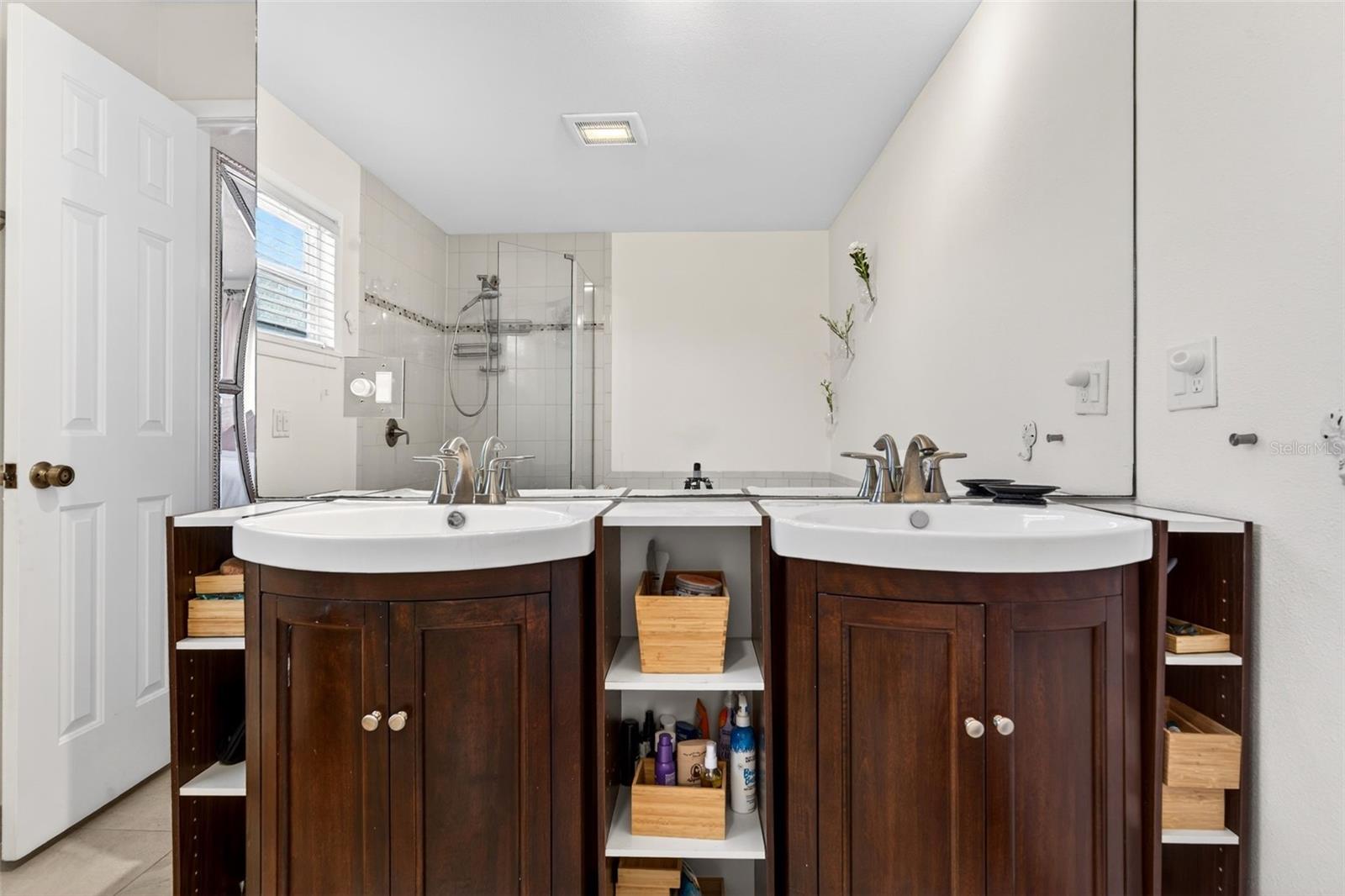 Image 38 of 64 For 504 Bayview Parkway