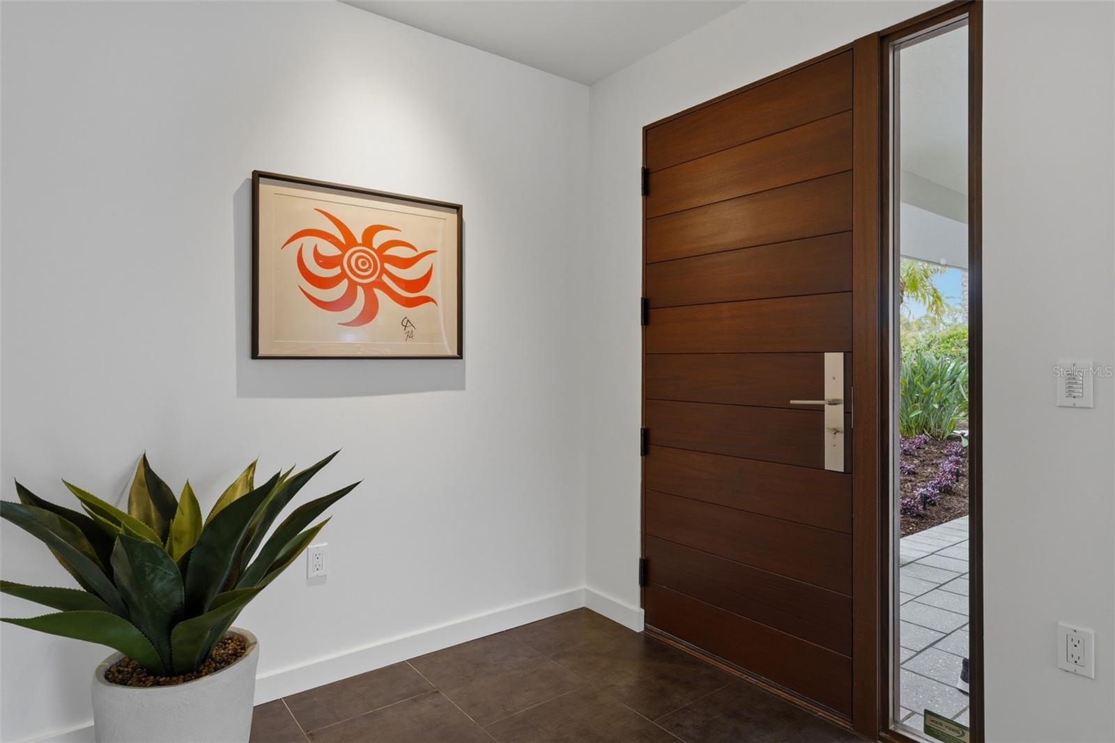 Image 2 of 97 For 541 Washington Drive