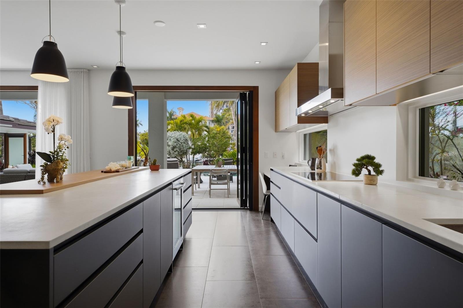 Image 22 of 97 For 541 Washington Drive