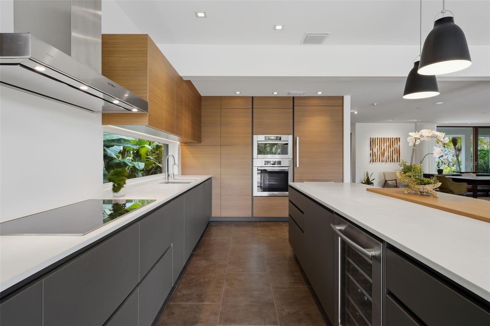 Image 23 of 97 For 541 Washington Drive