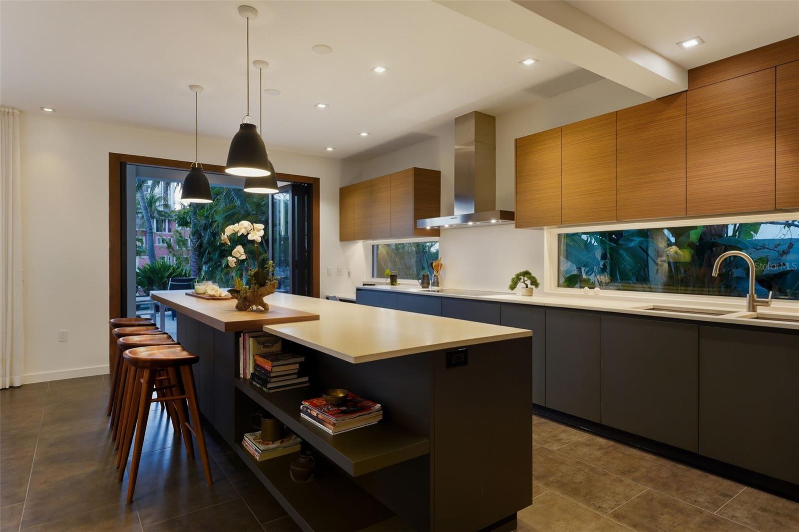 Image 28 of 97 For 541 Washington Drive