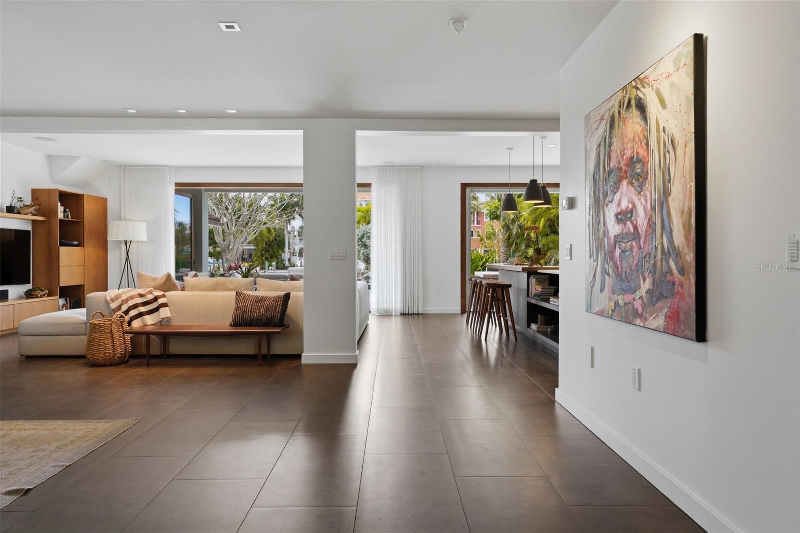 Image 3 of 97 For 541 Washington Drive