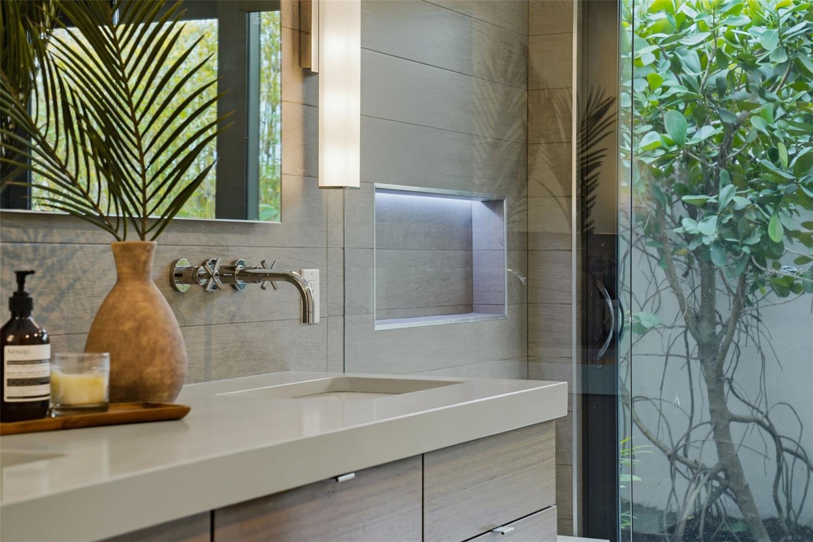 Image 46 of 97 For 541 Washington Drive