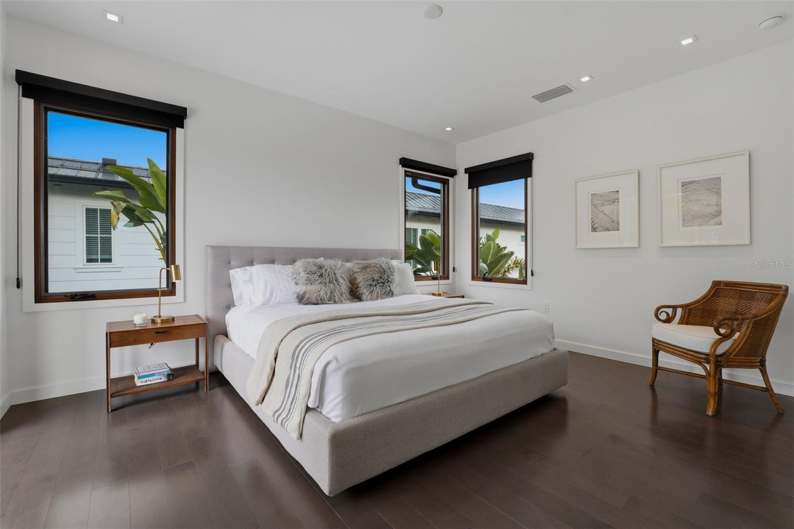 Image 62 of 97 For 541 Washington Drive