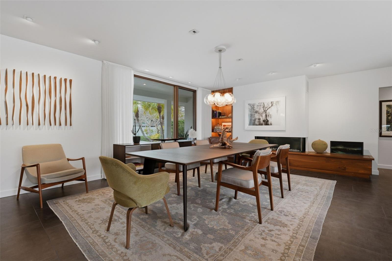 Image 7 of 97 For 541 Washington Drive