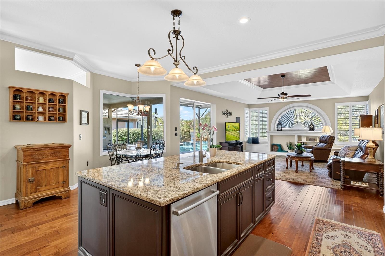 Image 16 of 69 For 11908 Oak Ridge Drive