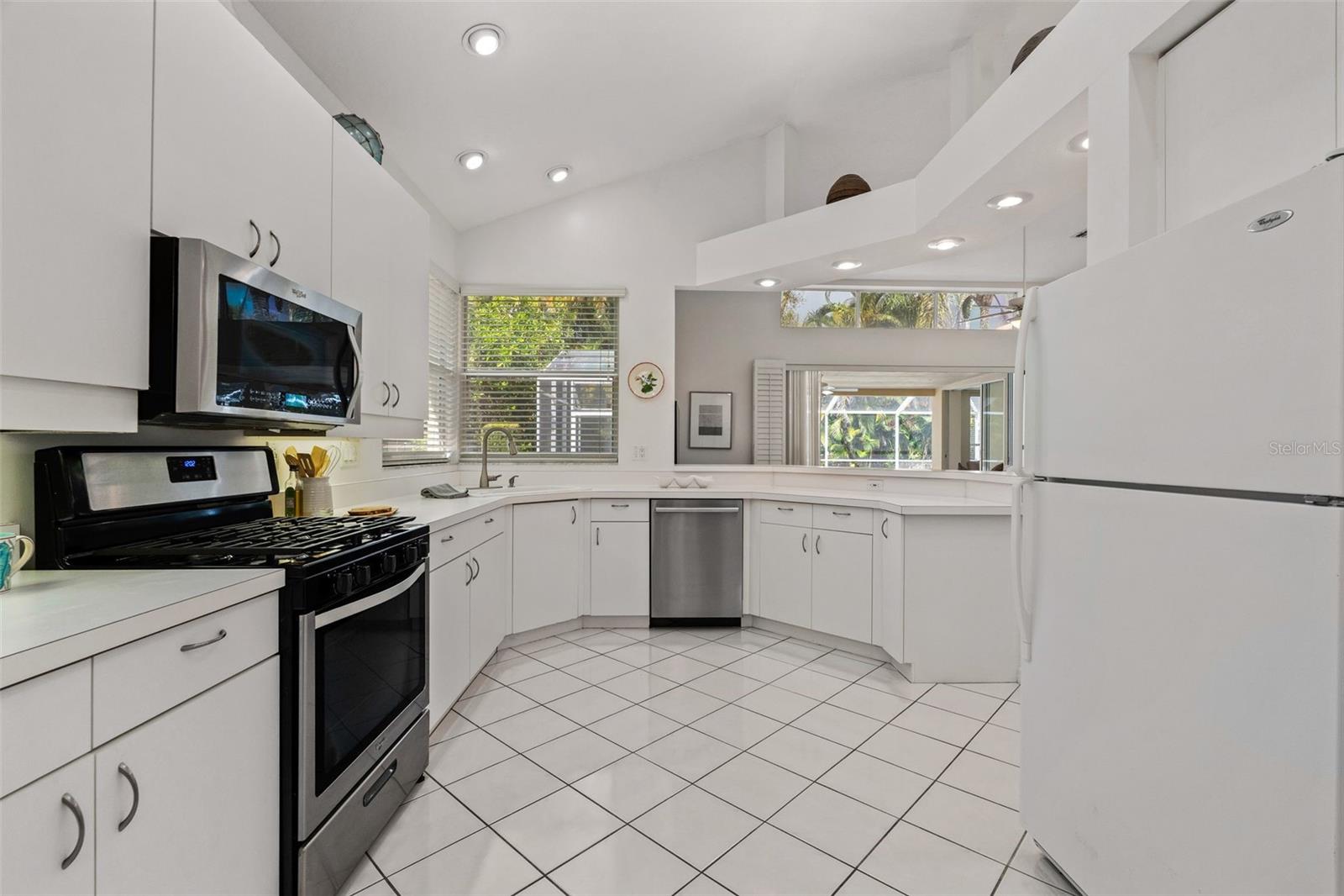 Image 11 of 61 For 6427 Berkshire Place