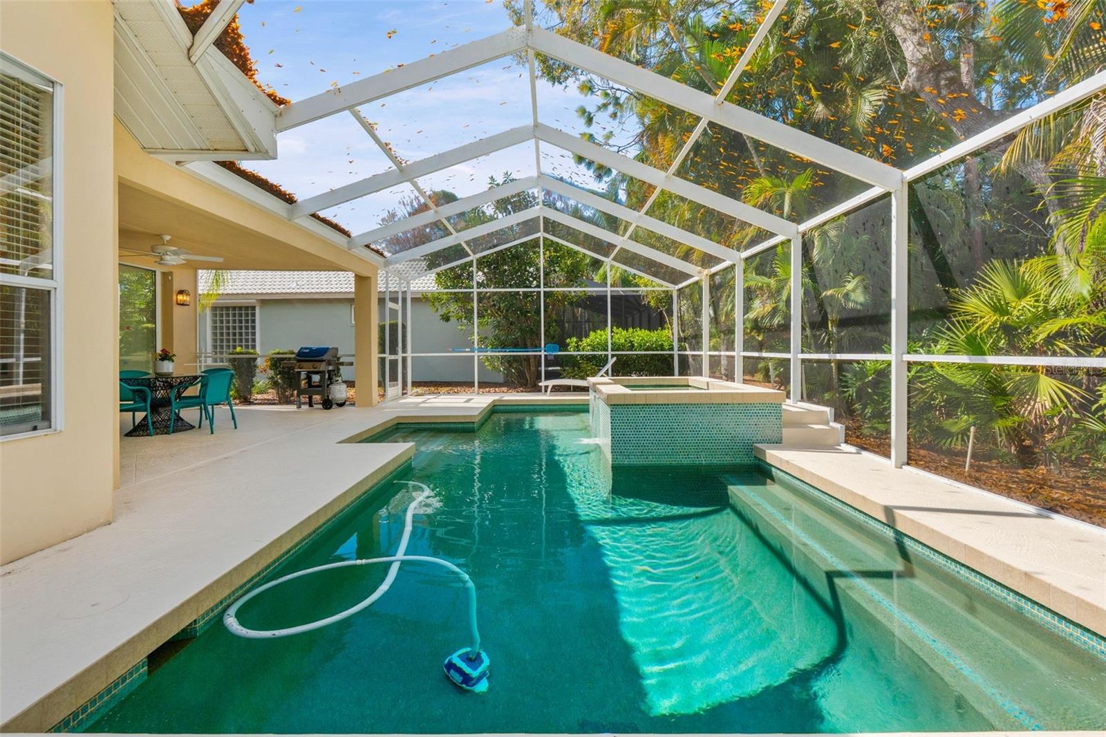 Image 18 of 61 For 6427 Berkshire Place