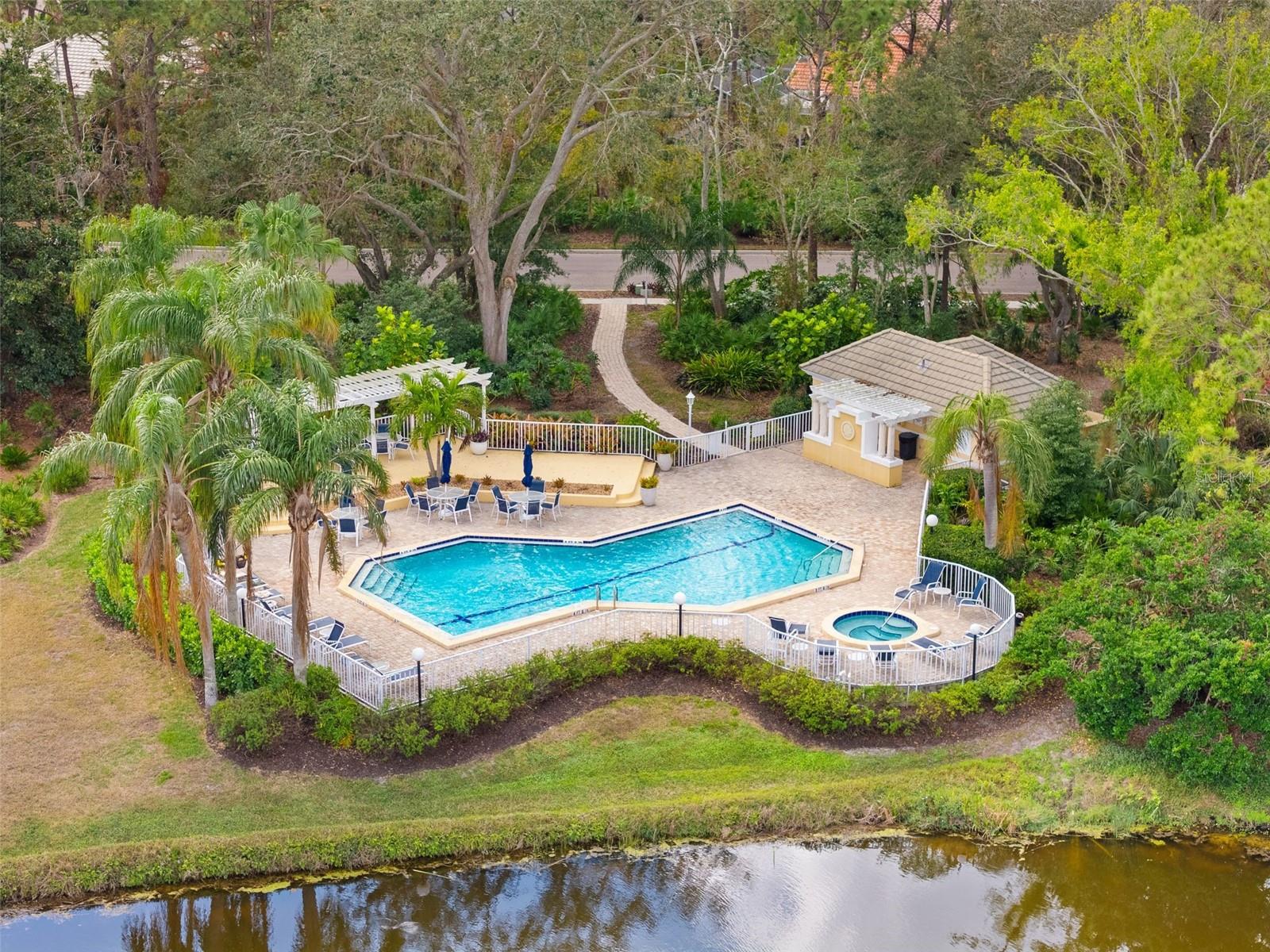 Image 36 of 61 For 6427 Berkshire Place