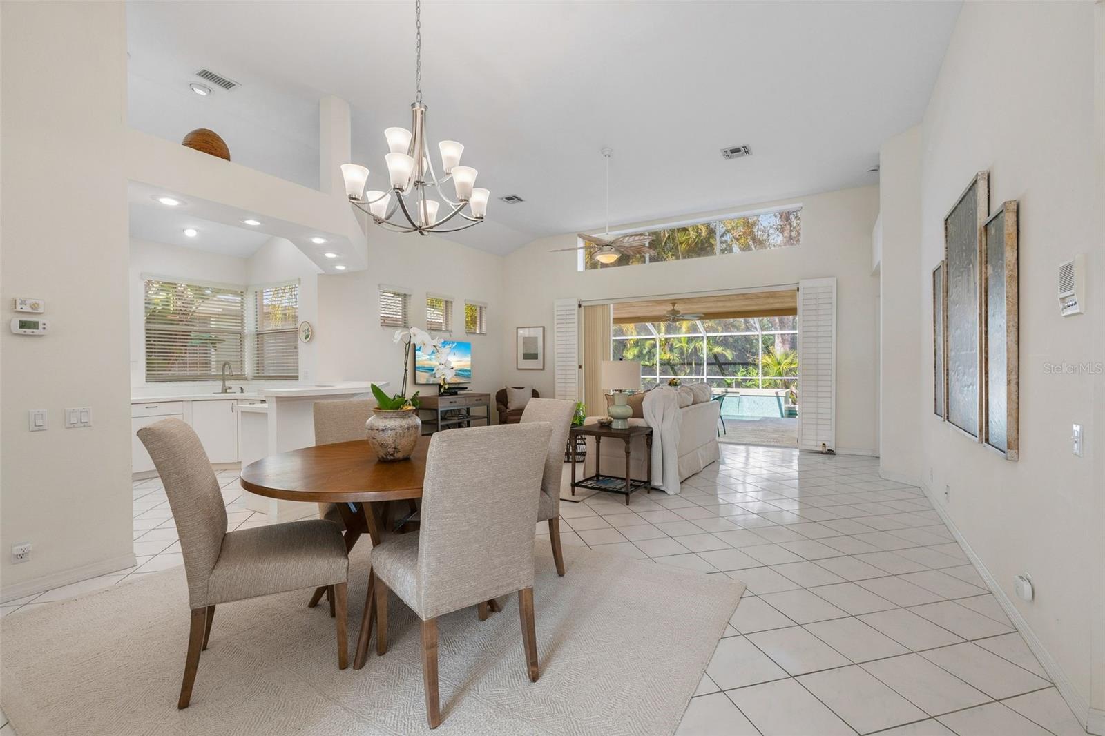 Image 4 of 61 For 6427 Berkshire Place