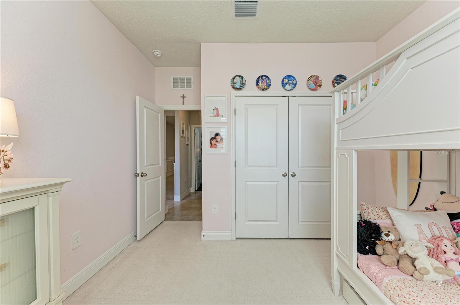 Image 33 of 65 For 17719 Cantarina Cove