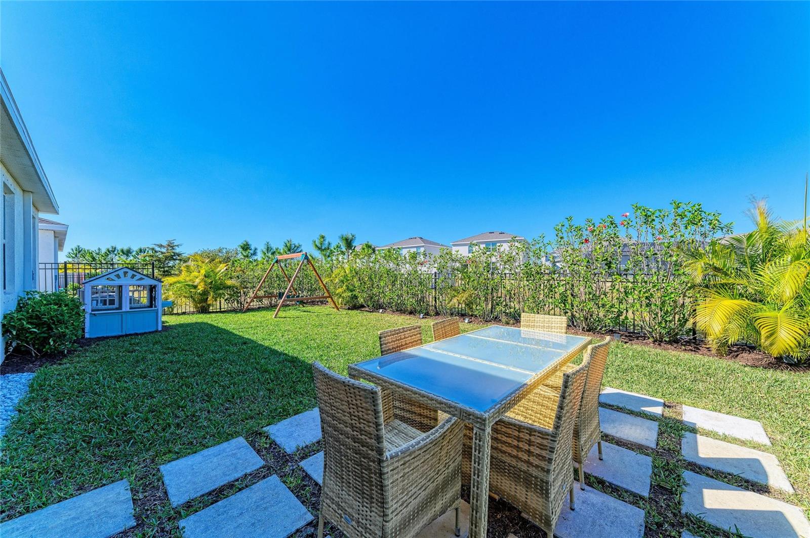 Image 49 of 65 For 17719 Cantarina Cove