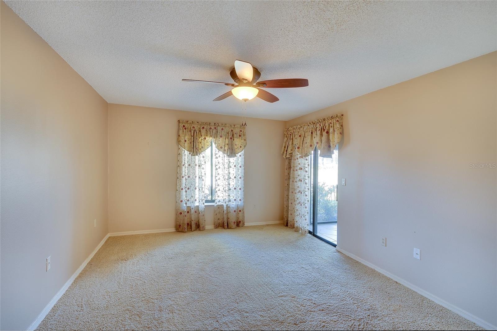 Image 10 of 23 For 6291 Timber Lake Drive I4