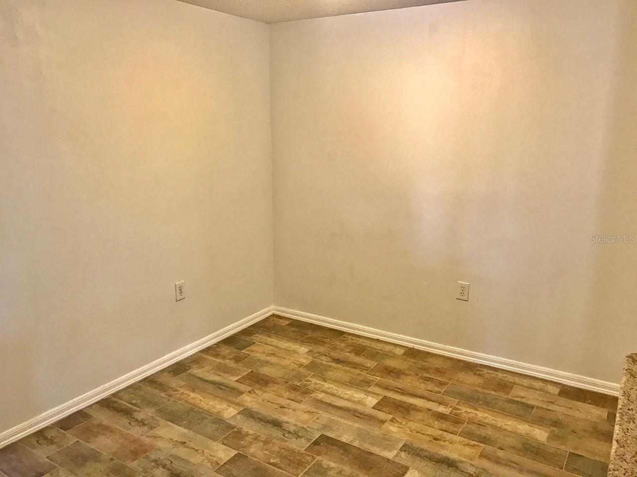 Image 6 of 17 For 5600 Bentgrass Drive 8-117