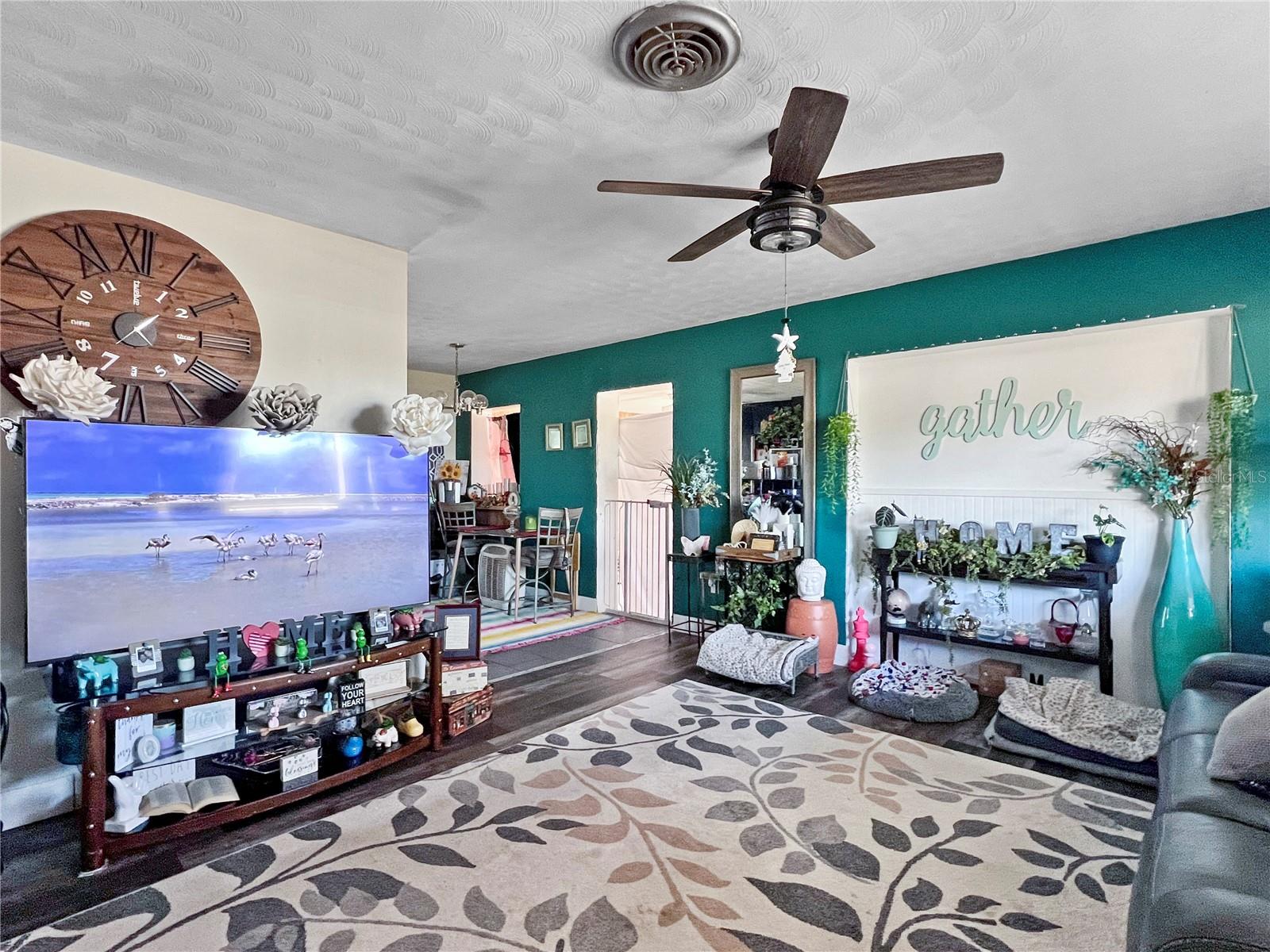 Image 11 of 24 For 2519 Moccasin Wallow Road