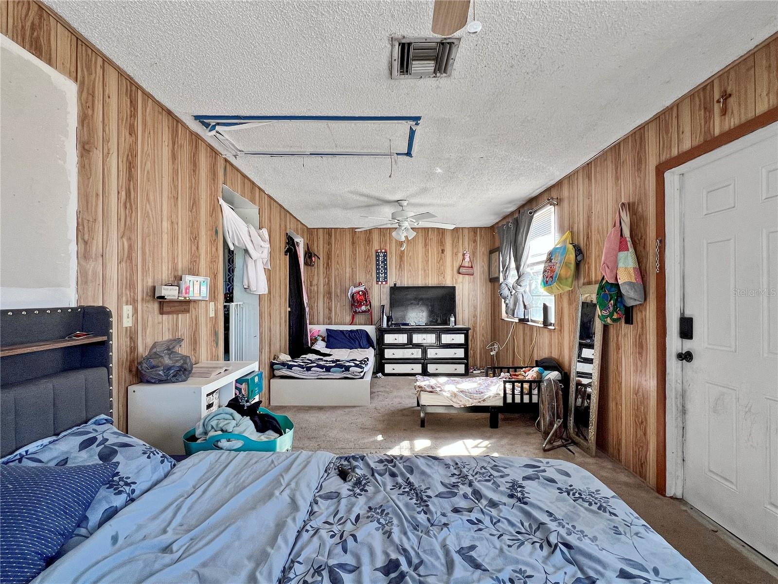 Image 17 of 24 For 2519 Moccasin Wallow Road