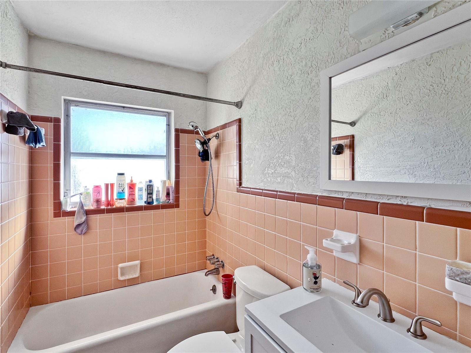 Image 19 of 24 For 2519 Moccasin Wallow Road