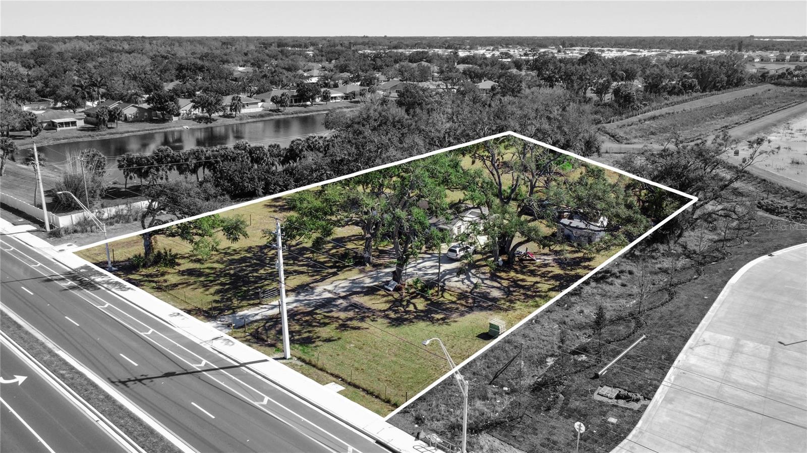 Image 23 of 24 For 2519 Moccasin Wallow Road