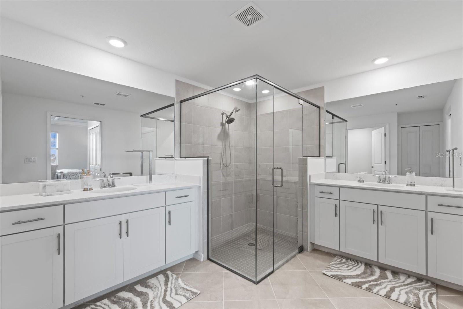 Image 27 of 66 For 17585 Boracay Court 2-102