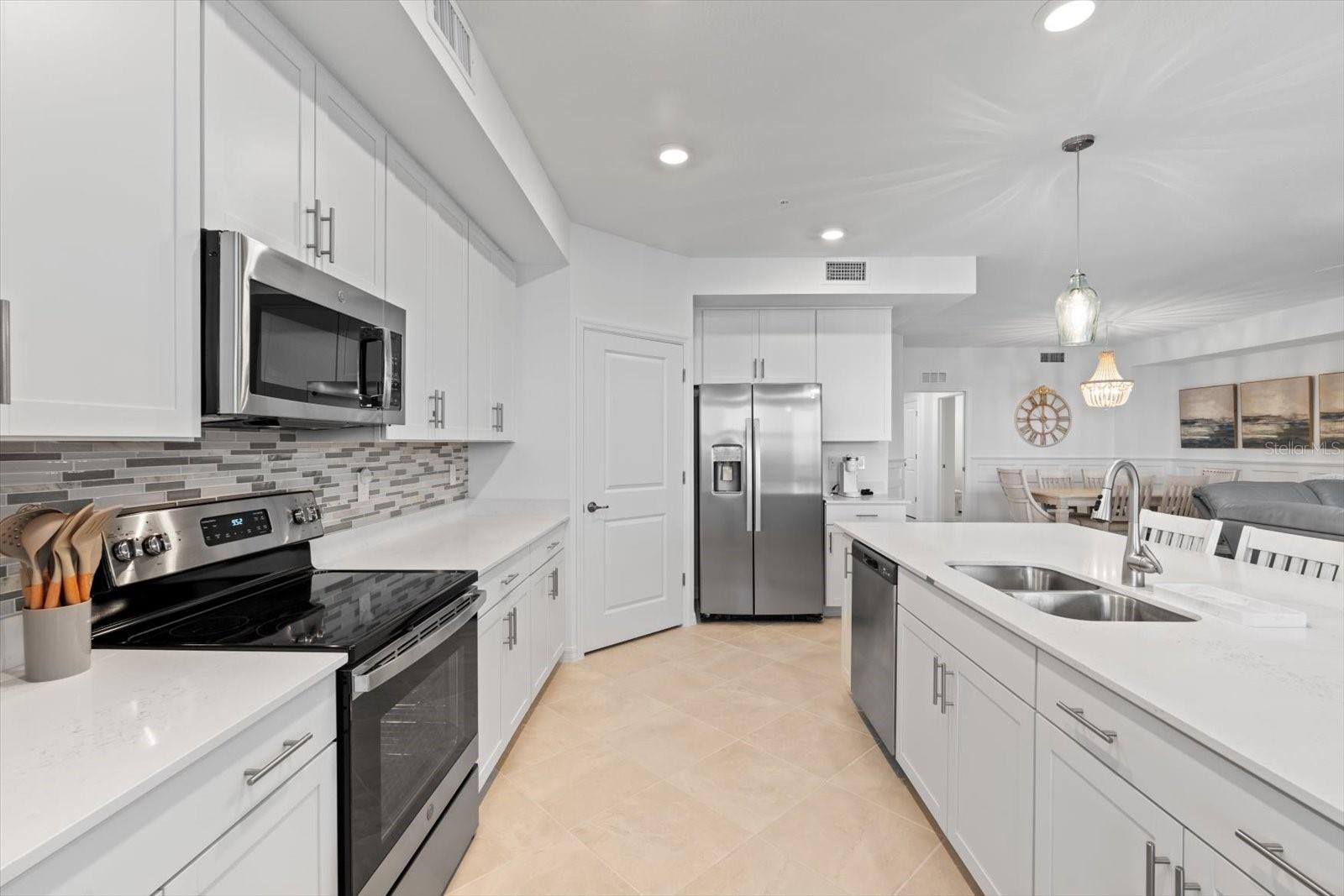 Image 8 of 66 For 17585 Boracay Court 2-102