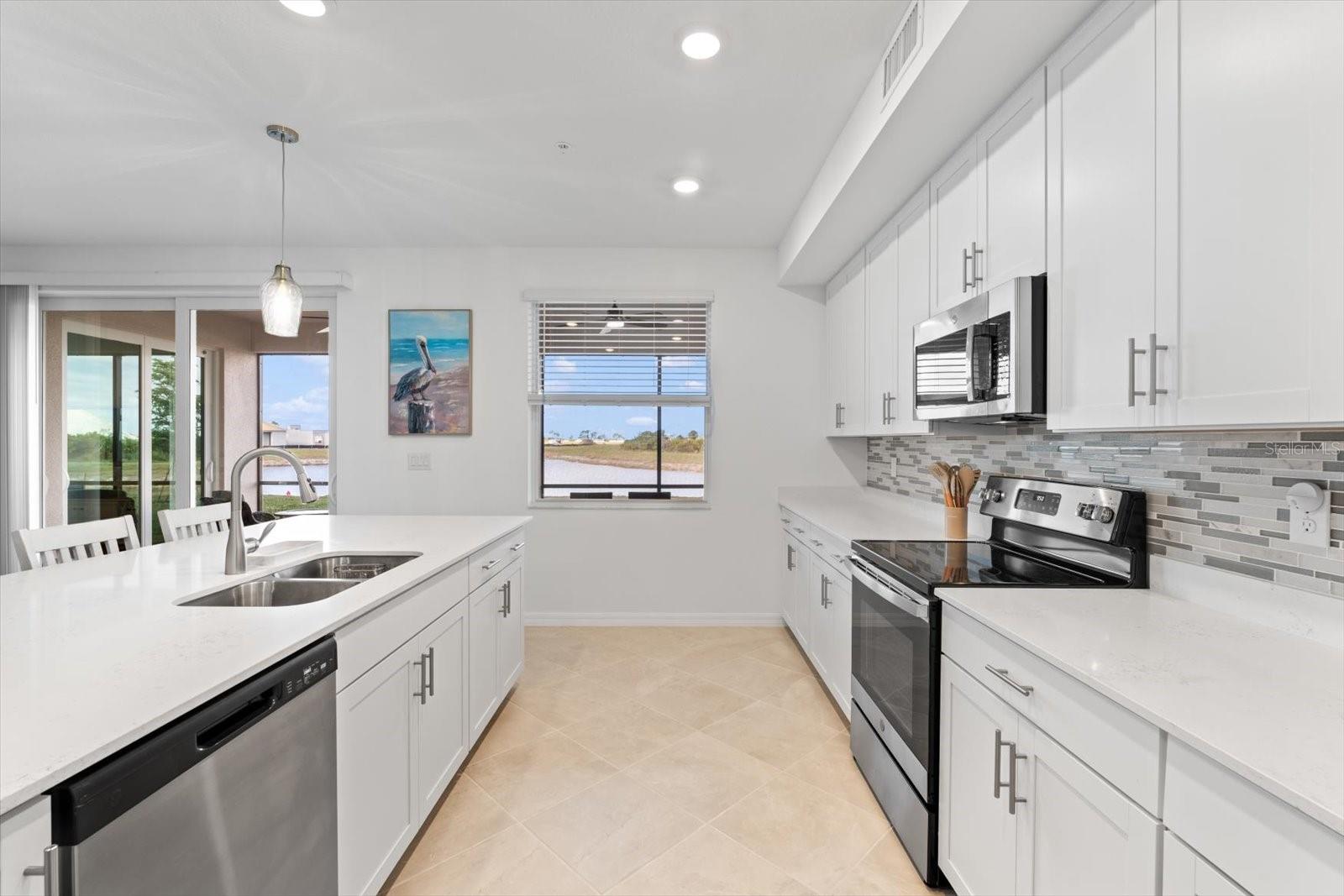 Image 9 of 66 For 17585 Boracay Court 2-102