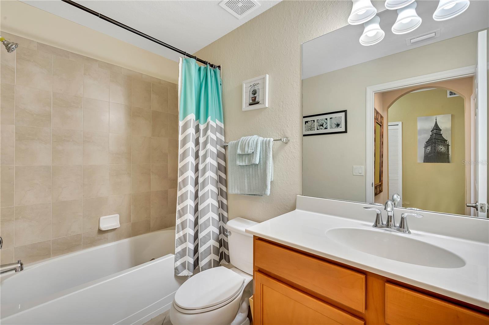 Image 21 of 63 For 7019 River Hammock Drive 202