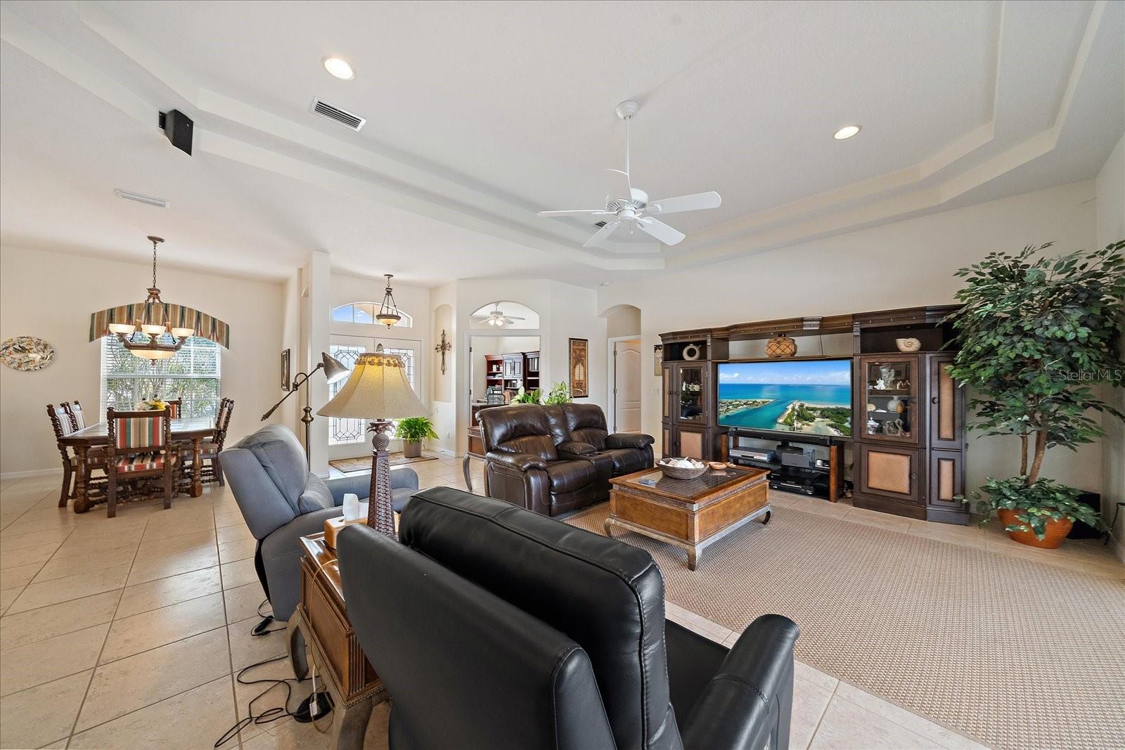 Image 11 of 45 For 659 Rivendell Boulevard