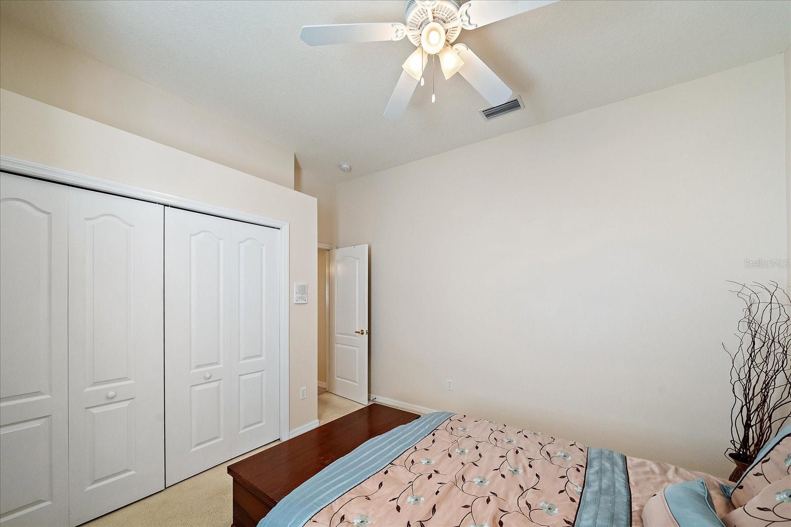 Image 32 of 45 For 659 Rivendell Boulevard