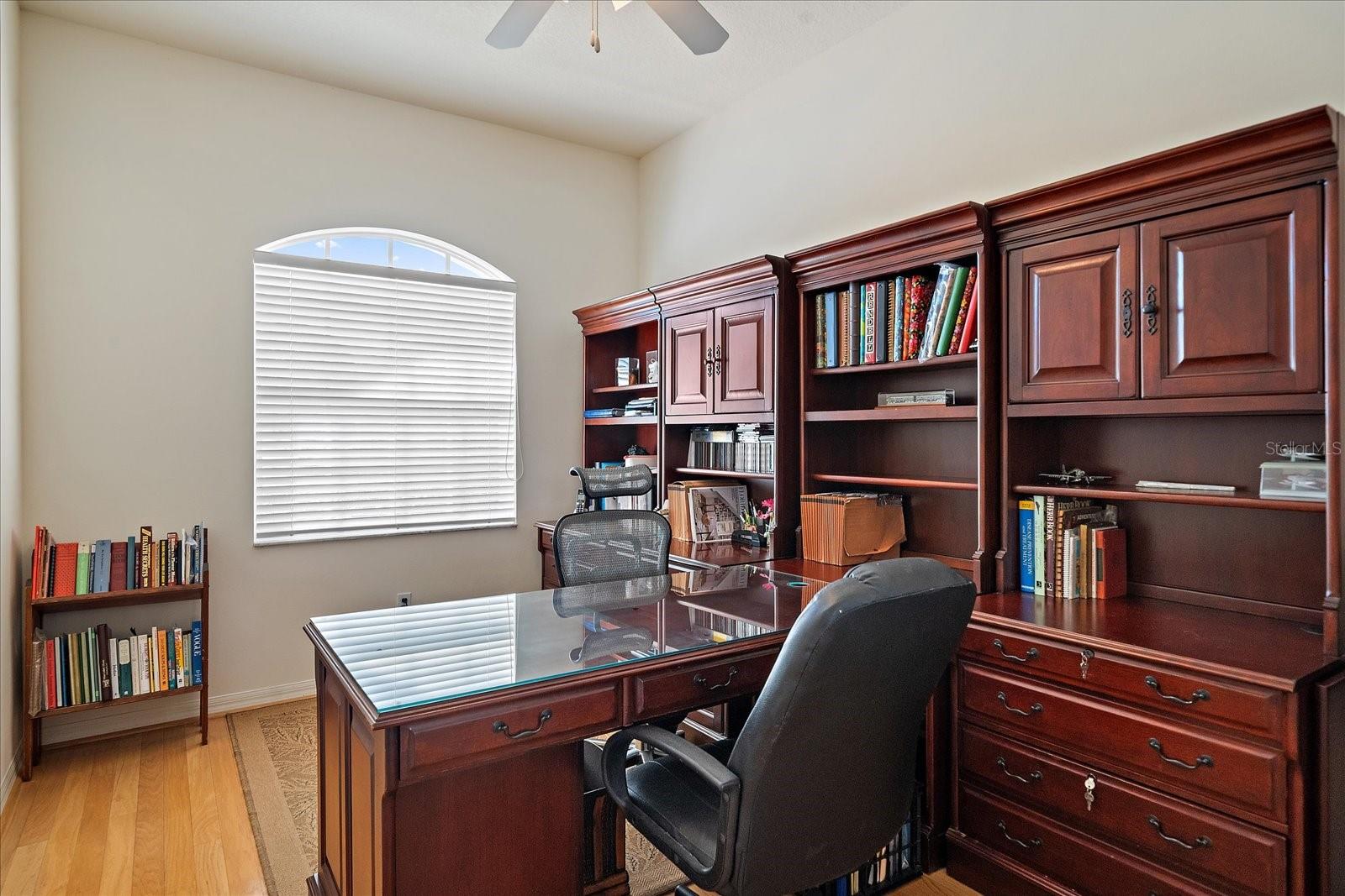 Image 34 of 45 For 659 Rivendell Boulevard