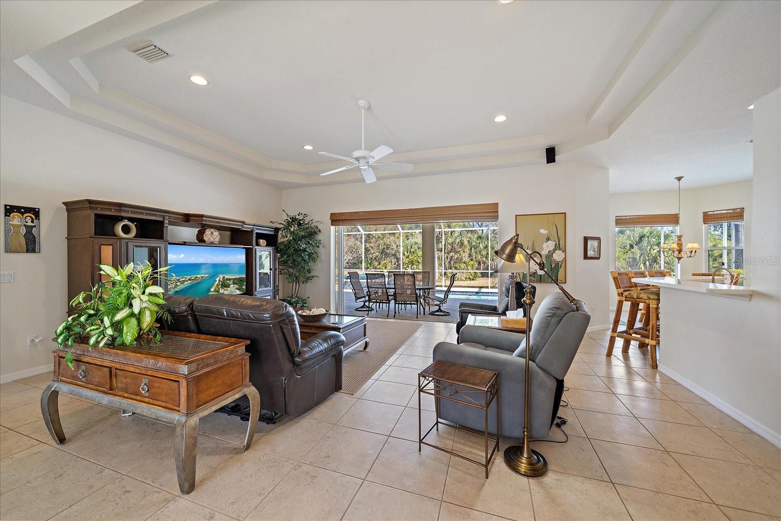 Image 9 of 45 For 659 Rivendell Boulevard