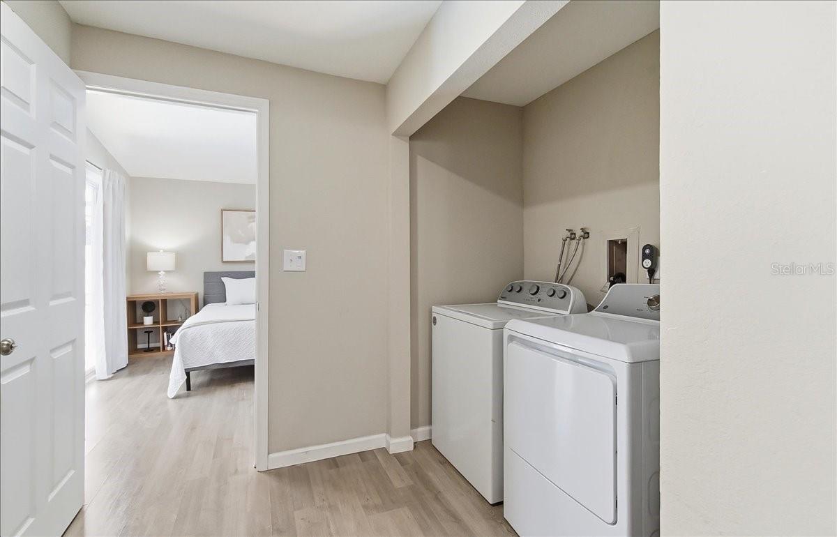 Image 22 of 51 For 305 Conrad Avenue