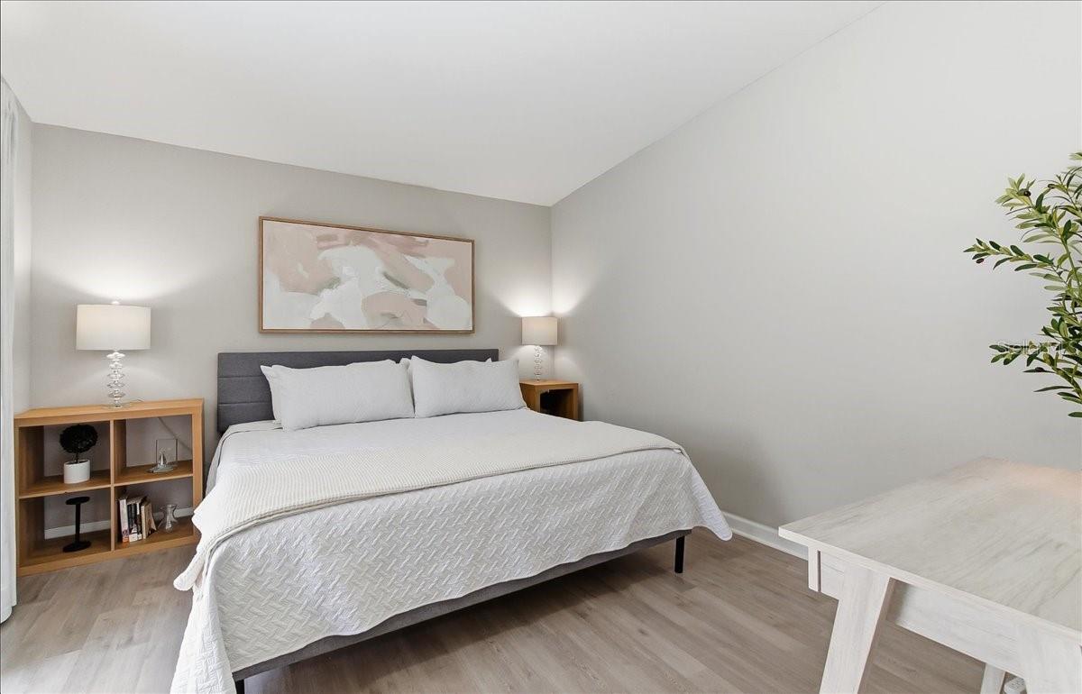 Image 23 of 51 For 305 Conrad Avenue