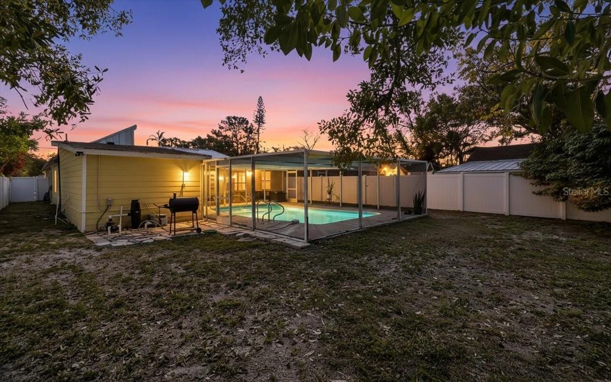 Image 46 of 51 For 305 Conrad Avenue